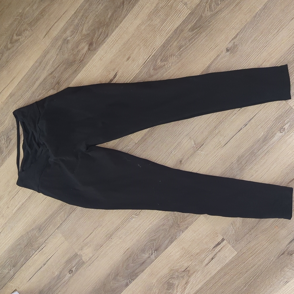 Bombshell back lace wrap leggings